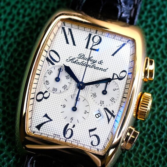 Dubery & Schaldenbrand Aerochrono Cream Dial 18K Yellow Gold Bezel Leather Band - Picture 4 of 14